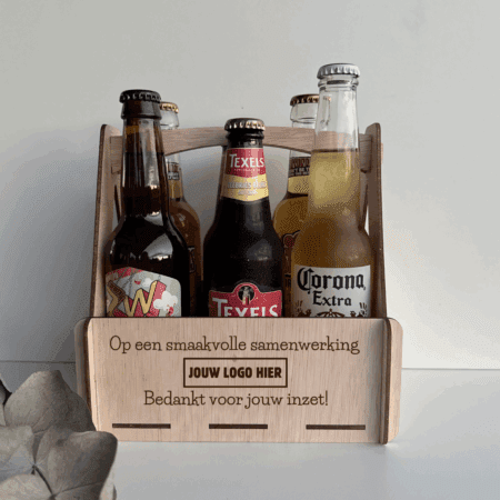 Houten bierkratje met bedrijfslogo