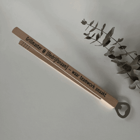 Gepersonaliseerde BBQ tang met bieropener met bedrijfslogo gegraveerd